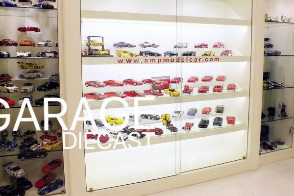 GARAGE DIECAST : P POMZ COLLECTION  BANGKOK THAILAND